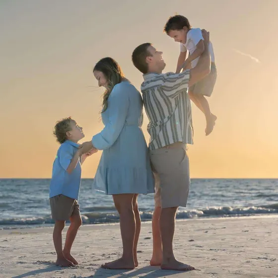Family photo session in Casey Key, Florida
