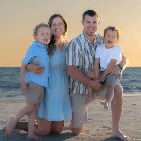 Family photo session in Casey Key, Florida