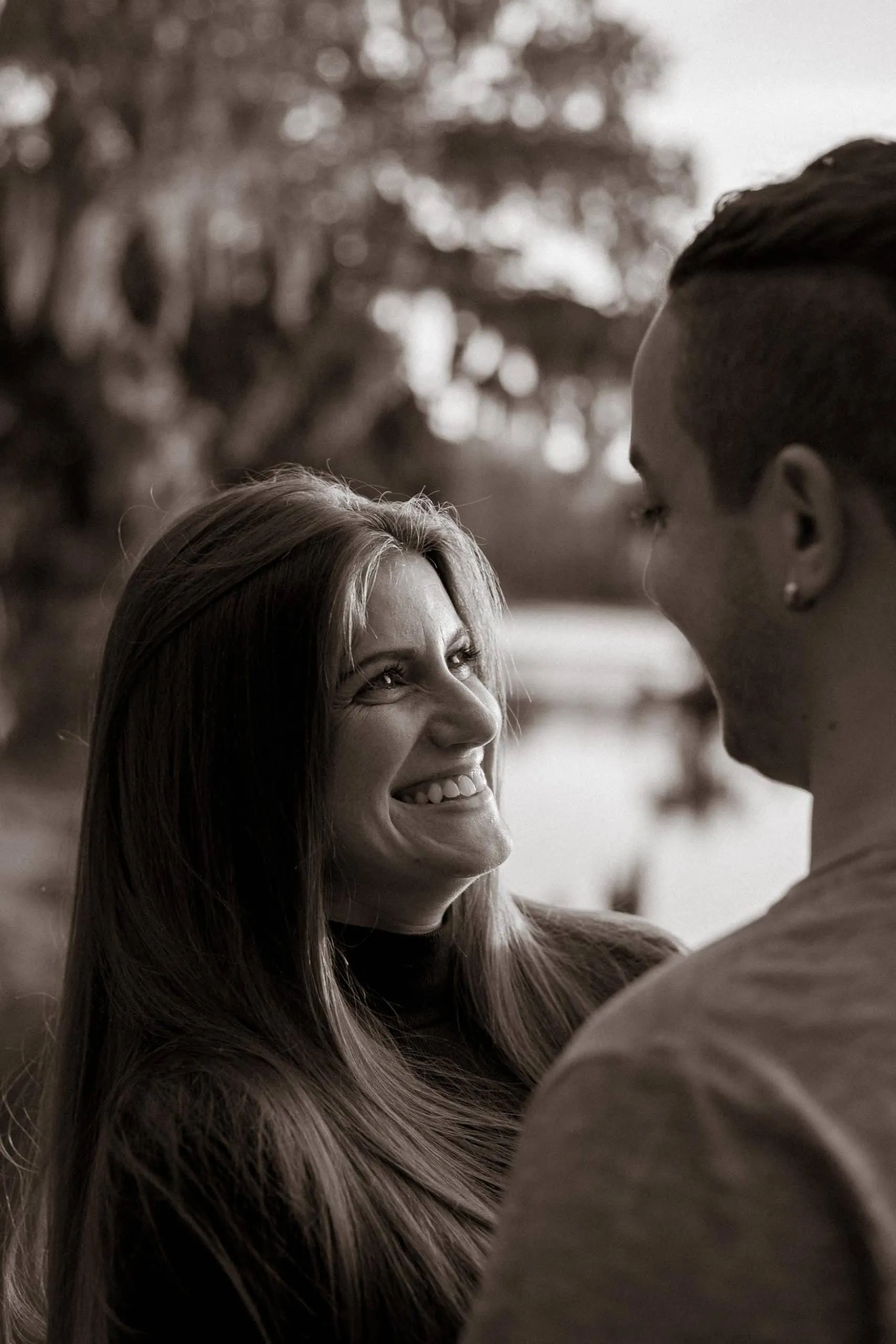 Couple together among the greenery at Hanna Park in Jacksonville